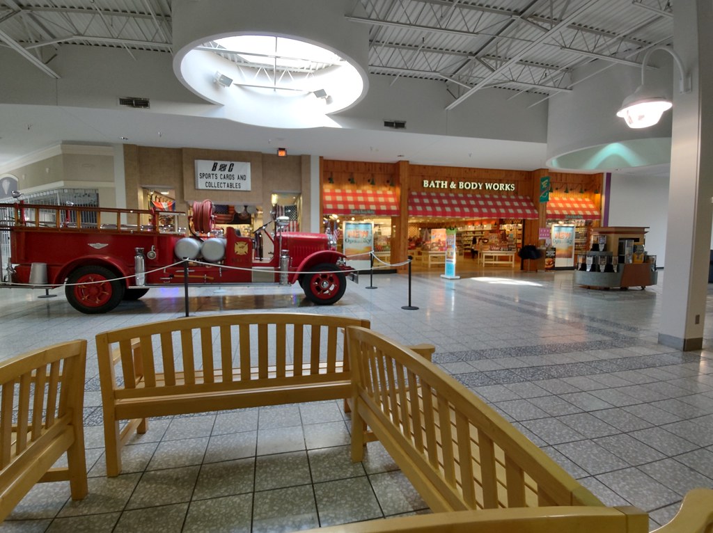 Northtowne Mall Defiance OH gameking3 Flickr