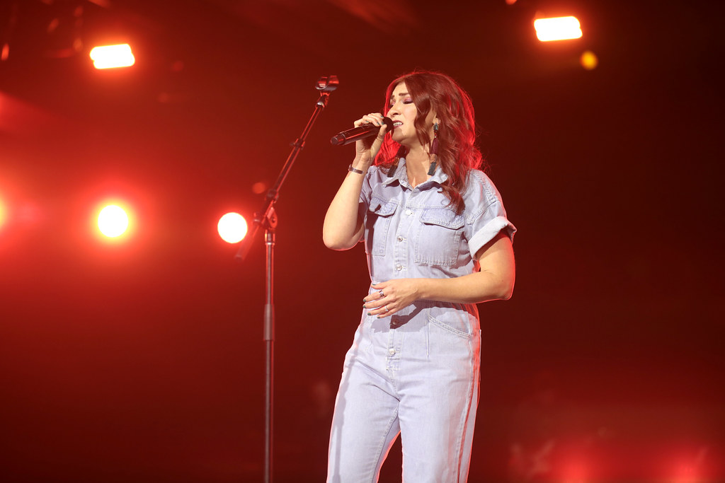 Kim WalkerSmith Kim WalkerSmith performing for attendees… Flickr