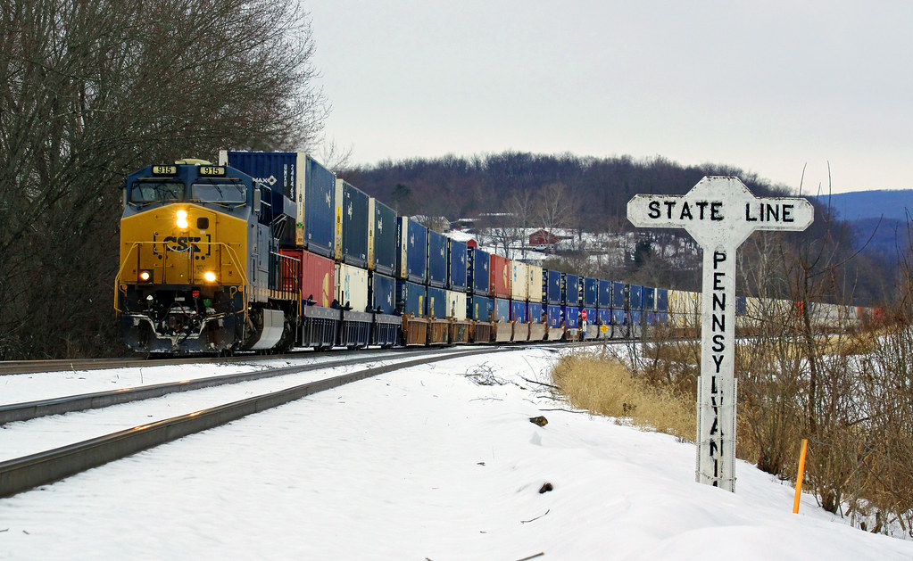 CSX 915 East symbol I016, Ellerslie, Maryland_ A 1x1 power… Flickr