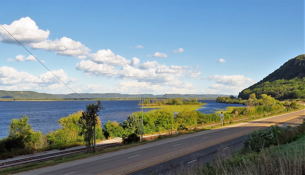Great River Road Minnesota a photo on Flickriver