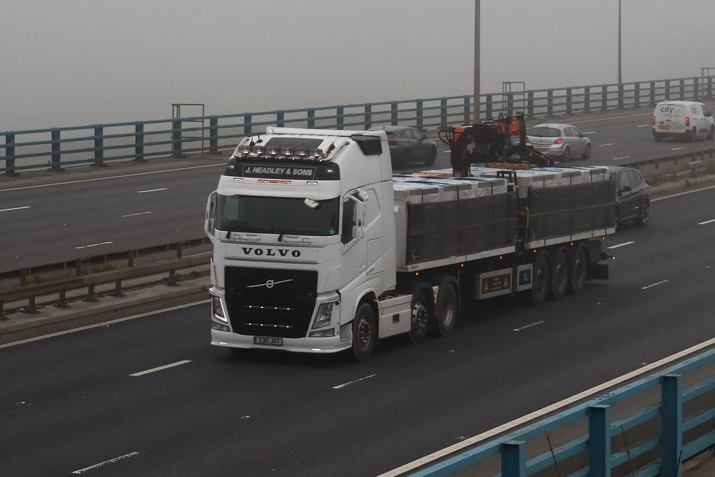 J.Headley & Sons Volvo FH S30JHT M62 Rakewood viaduct Flickr