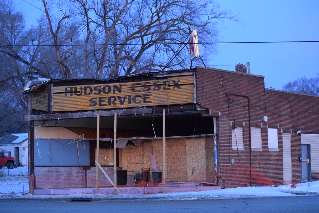 Hudson EssexPeoria, IL A former dealership for the Hudso… Flickr