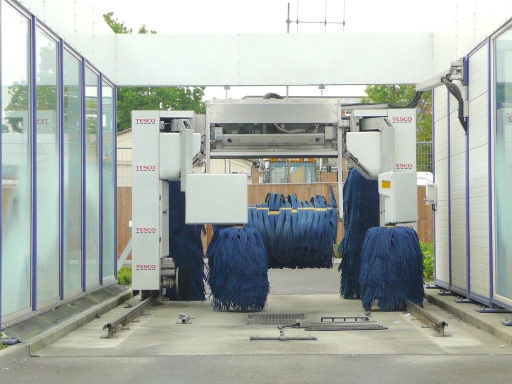 tesco havant 290411 29th April 2011 Ryko Premier Plus car… Flickr