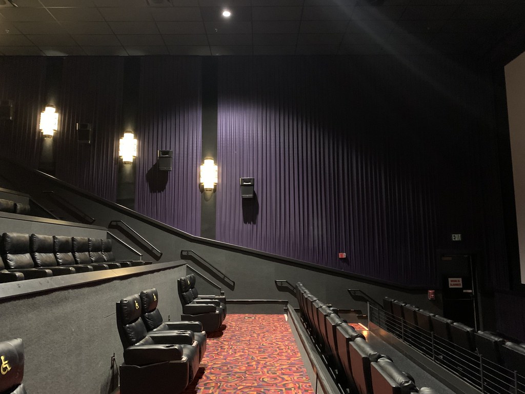 Cinemark Tinseltown USA Oak Ridge Theater 3 This is Thea… Flickr