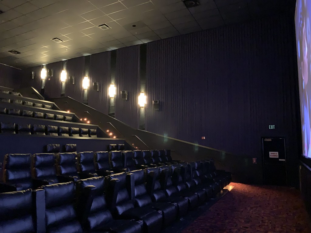 Cinemark Tinseltown USA Oak Ridge Theater 3 This is Thea… Flickr