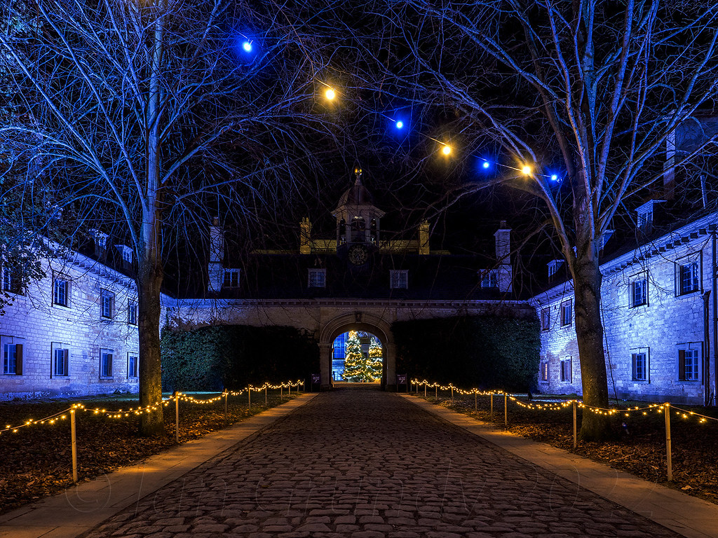 Belton House 5924 Belton House, Xmas Lights. The Service W… Flickr