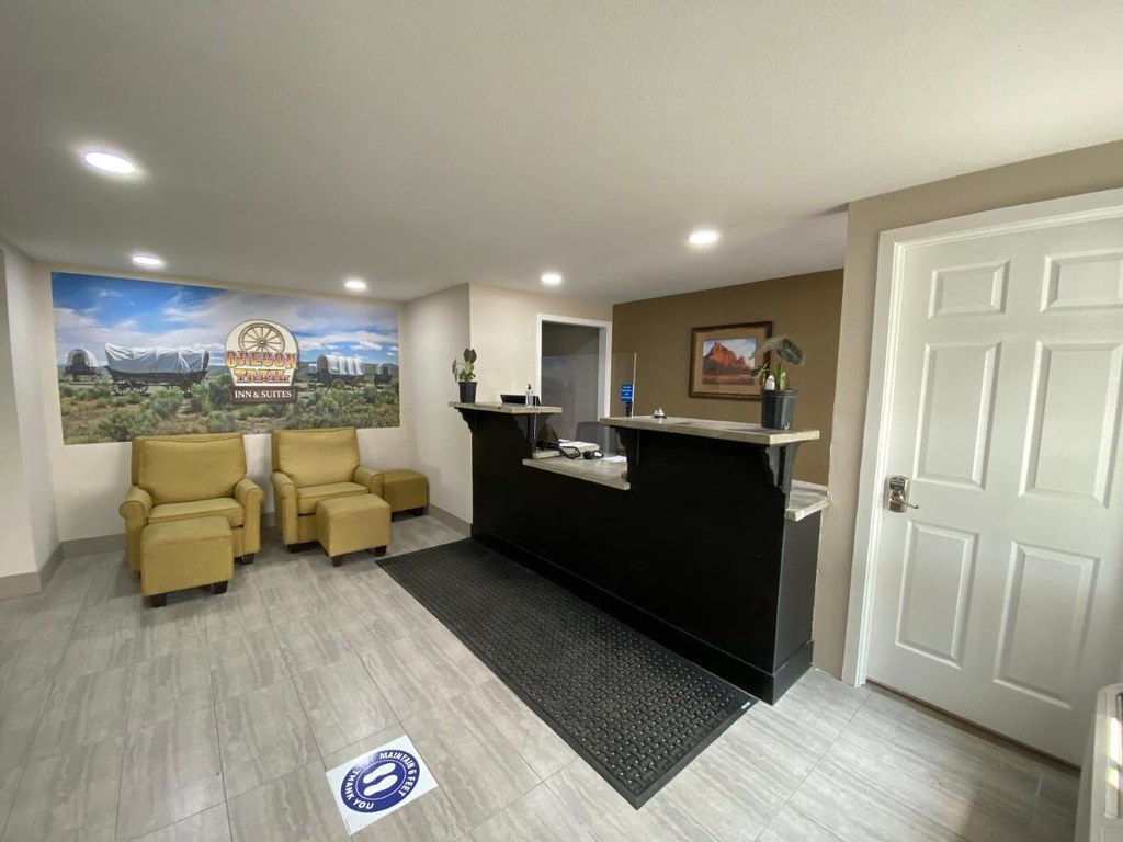 Oregon Lakeview County Airport Hotel Its Easy to reach Ore… Flickr