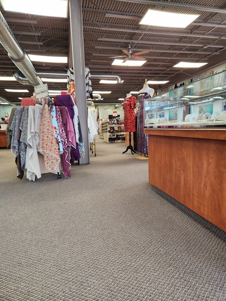 Haberman Fabrics (Clawson, Michigan) December 29, 2022 Flickr