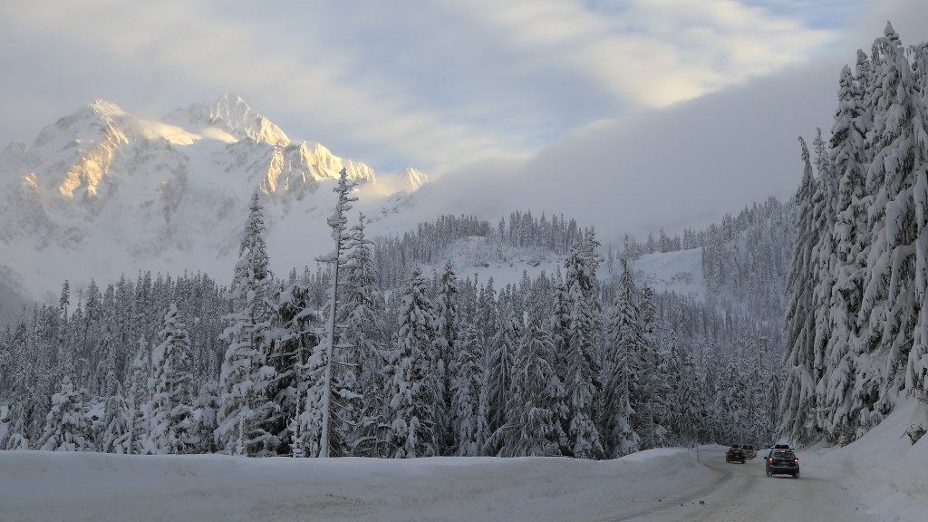 IMG_9653 Mount Baker Highway (SR542) in Winter Mount Bake… Flickr