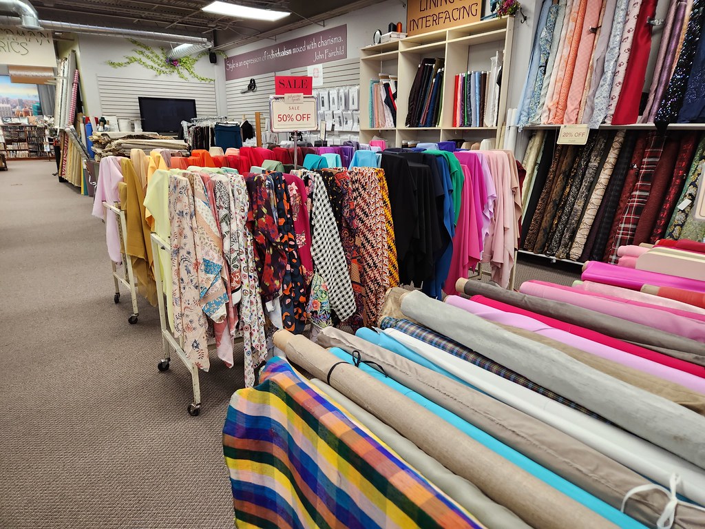 Haberman Fabrics (Clawson, Michigan) December 29, 2022 Flickr