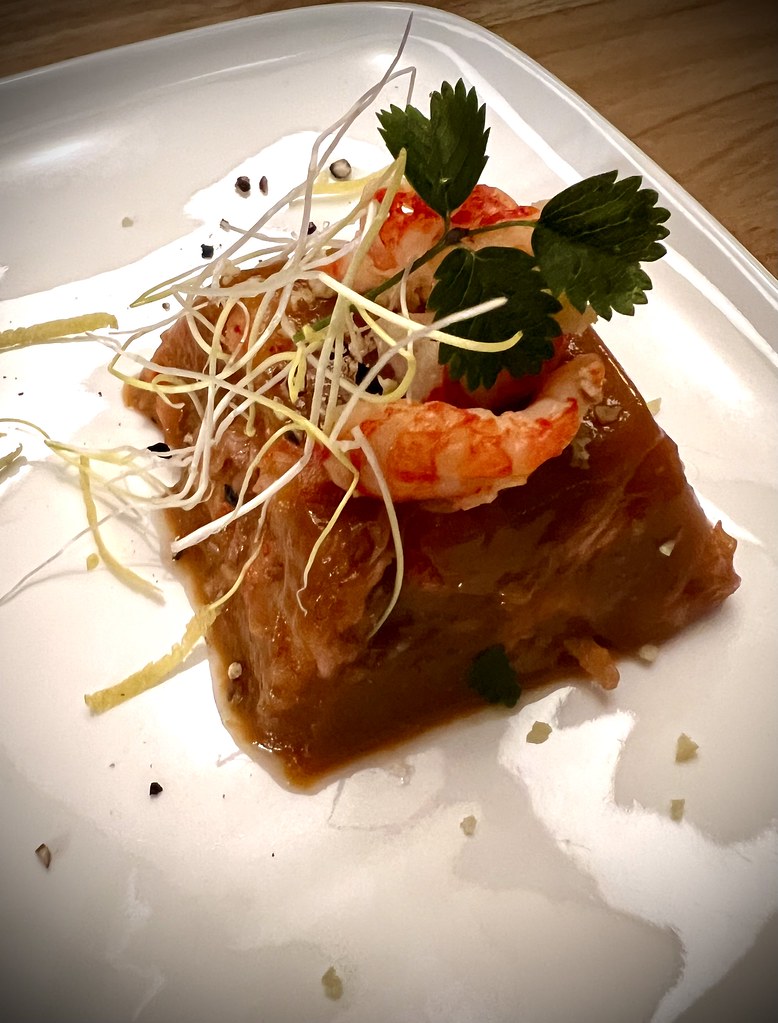 Les écrevisses en gelée de bisque de homard, poivre de Kam… Flickr