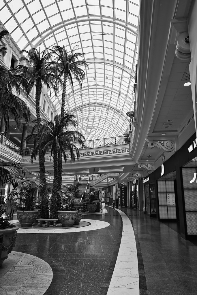 Regent Crescent in the Trafford Center In Manchester, Unit… Flickr