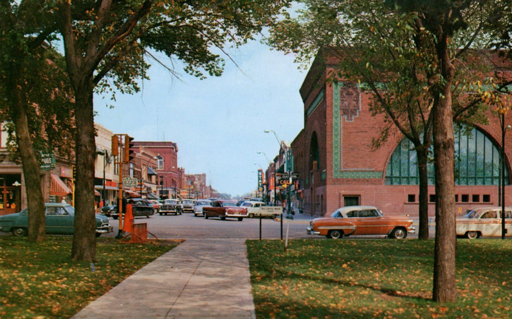 Owatonna, Minnesota, Business District a photo on Flickriver