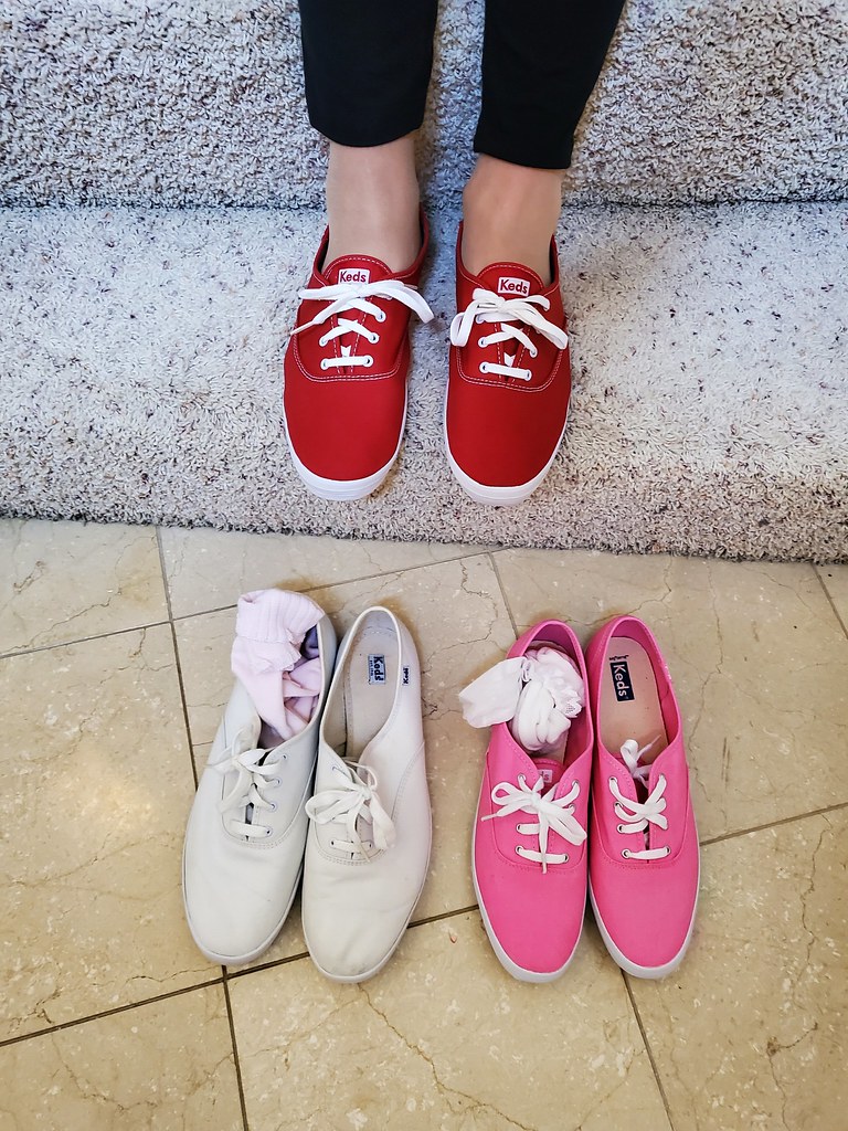 Black Tites Taylor Swift RED Keds 3 Deborah G Flickr