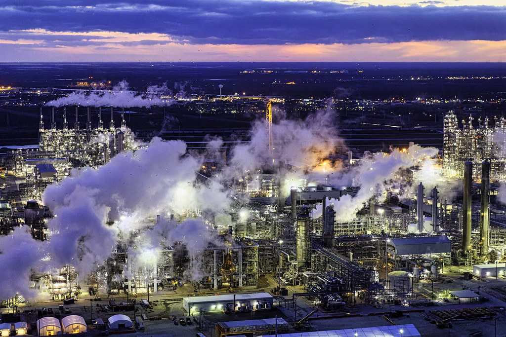 Dow Chemical’s giant plant in Freeport, Texas, produces 1.… Flickr