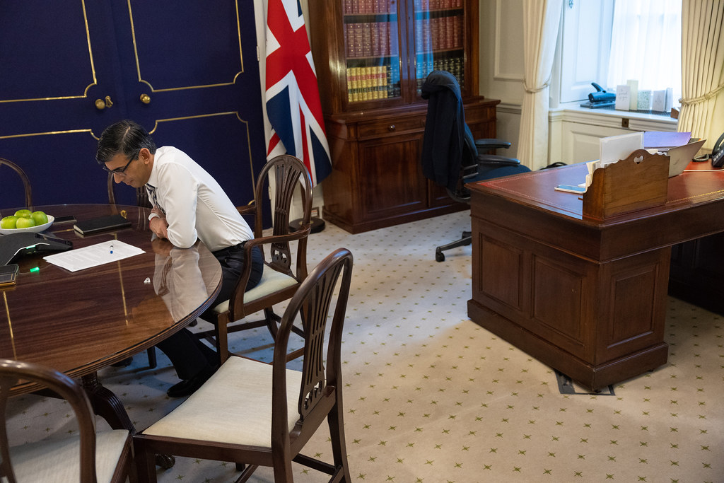 The Prime Minister speaks to the President of Ukraine Flickr