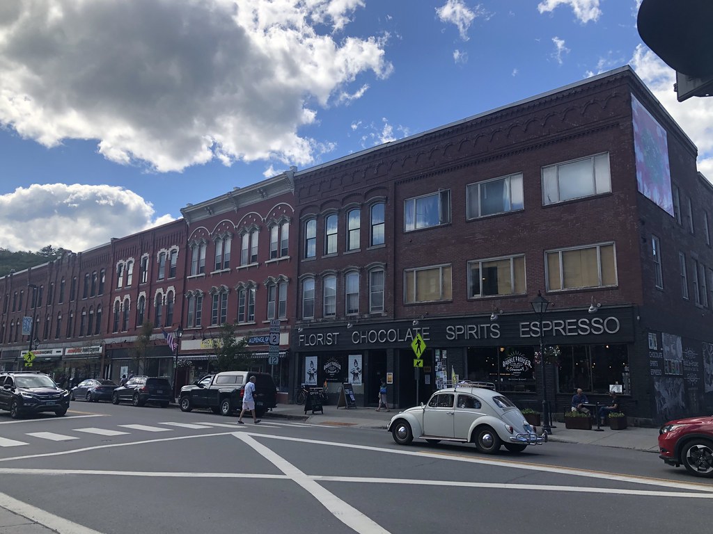 Volkswagen Beetle, Downtown Montpelier, Vermont Austin Dodge Flickr