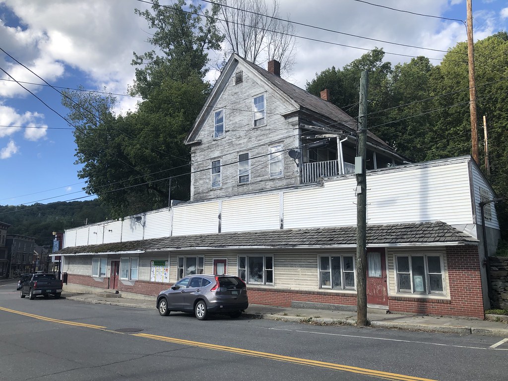 196 N Main Street, Bethel, Vermont Austin Dodge Flickr