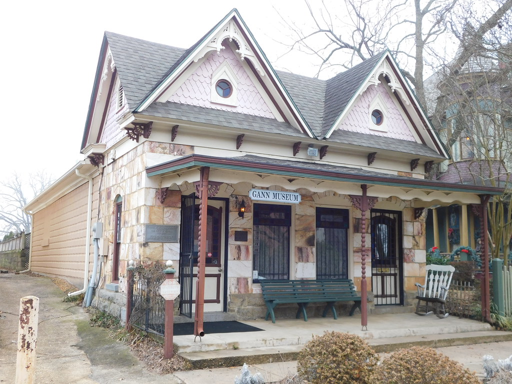 The Gann Building Benton, Arkansas Constructed in 1893 of … Flickr