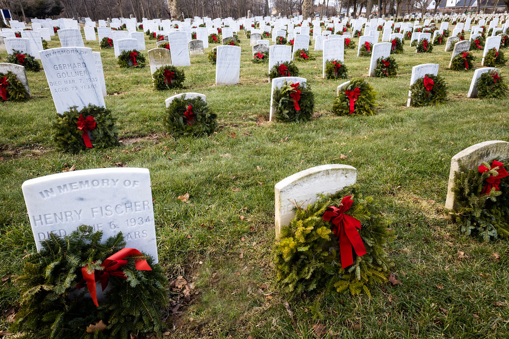 121A4875Edit Naval Plot in Mount Moriah Cemetery. The Nav… Flickr