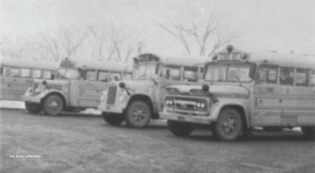 Oakfield, NY OakfieldAlabama Central School, 1966 buses… Flickr
