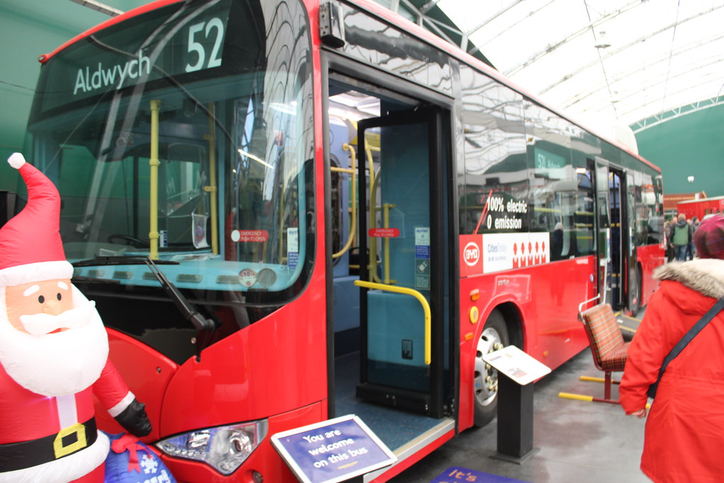 BYD 2013 K9E Electric Bus LC63 CXY Brooklands Bob Lovelock Flickr