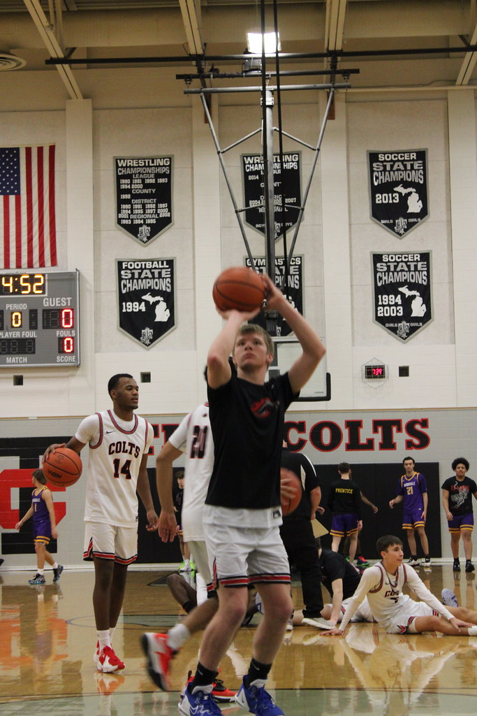 Varsity Basketball VS Avondale Timothy Weaks Flickr