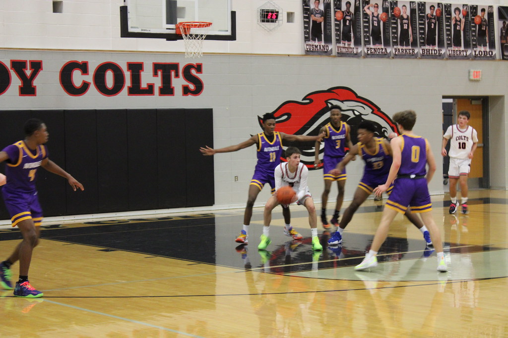 Varsity Basketball VS Avondale Timothy Weaks Flickr