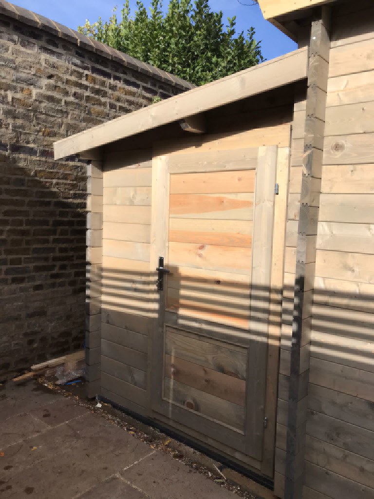 Tuin Emma cabin Putney Richard Lowe Flickr