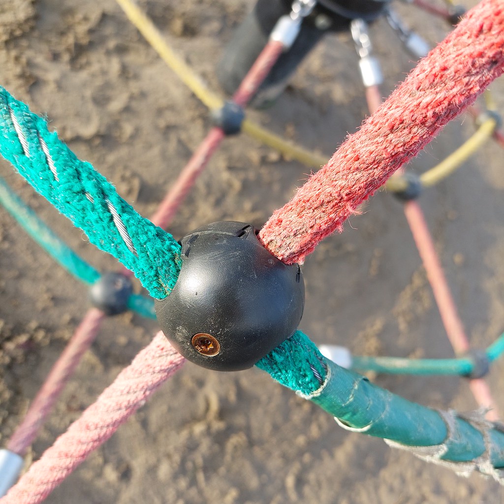 climbing frame of ropes Jam Willem Doormembal Flickr