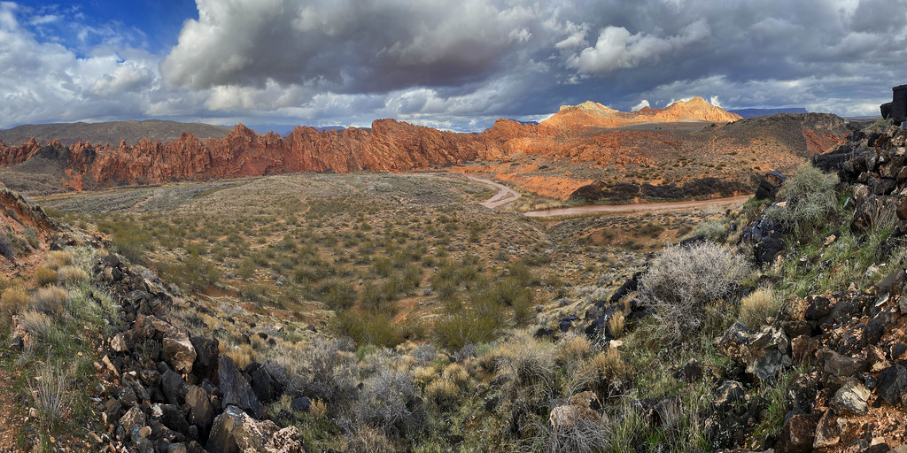 Sandstone Mountain and Virgin River Oxbow, Utah It is grea… Flickr