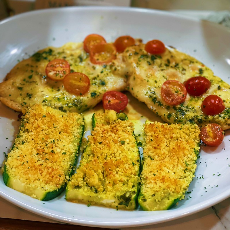 This Famous Italian Restaurant, Olive Garden Is Now Open At Glorietta