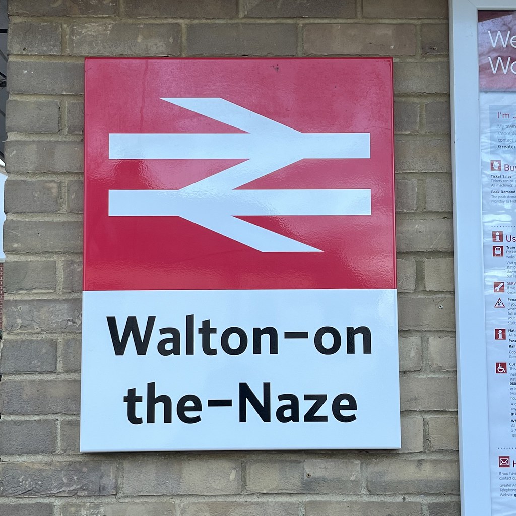 WaltononNaze Railway Station Graham Benbow Flickr