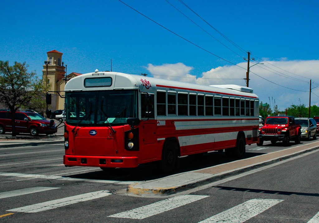 Little bus Albuquerque, new mexico Paola Saavedra Flickr