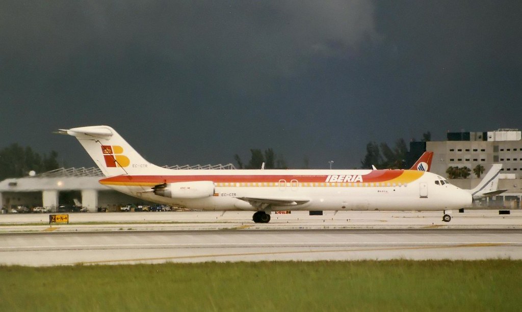 IBERIA DC931 ECCTR(cn817) Miami International airport Ju… Flickr