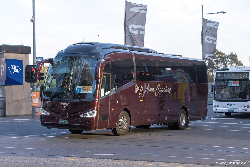 Wilson Coaches & Buses (BS08 AR) at Federation Square, Cit… Flickr