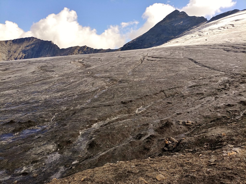 La Grande Sassiere, Val d' Isere thierry llansades Flickr