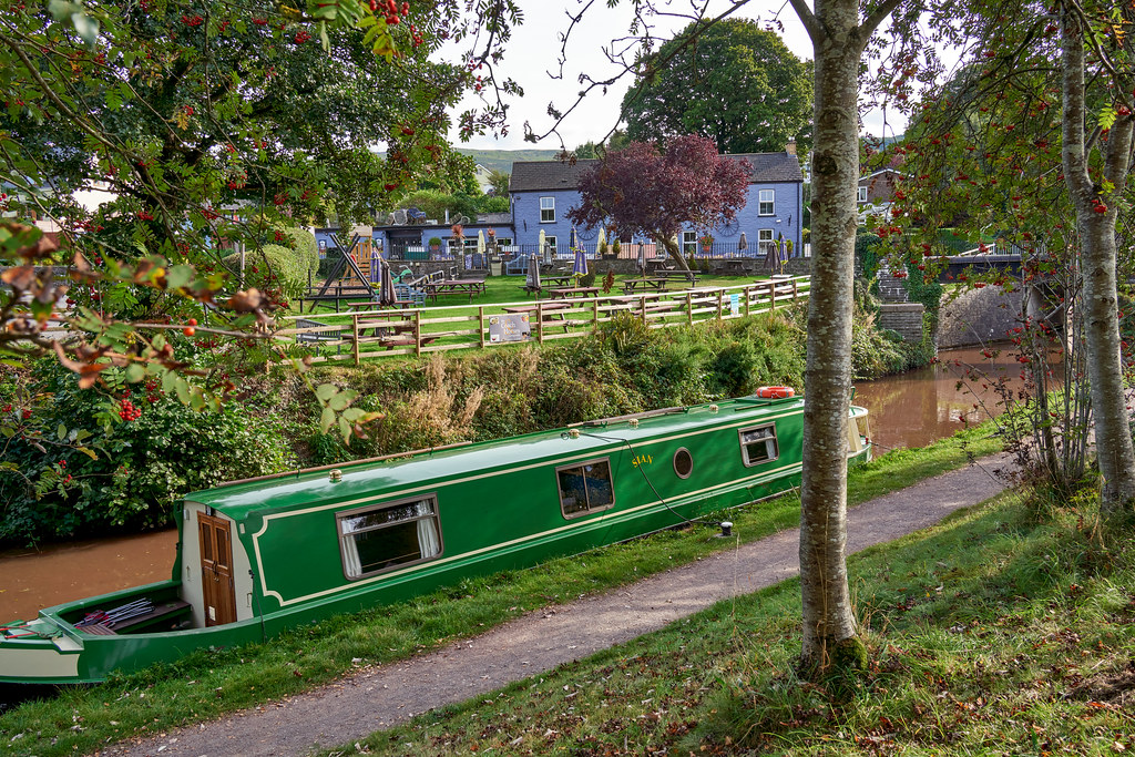 _DSC5117Edit Brecon and Monmouth Canal Gordon Maclaren Flickr