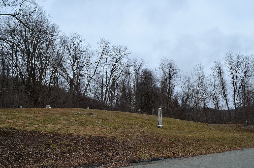 Southfields Cemetery The cemetery in Southfields, NY. Richard Flickr