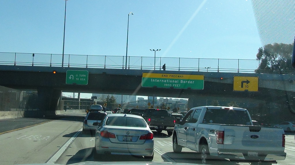 San Ysidro Land Border crossing San Ysidro Border I5 Flickr