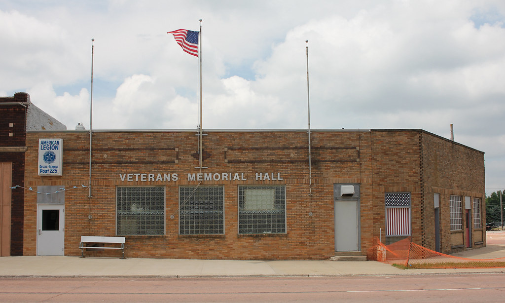 Veterans Memorial Hall Holstein, IA I suspect this was a… Flickr