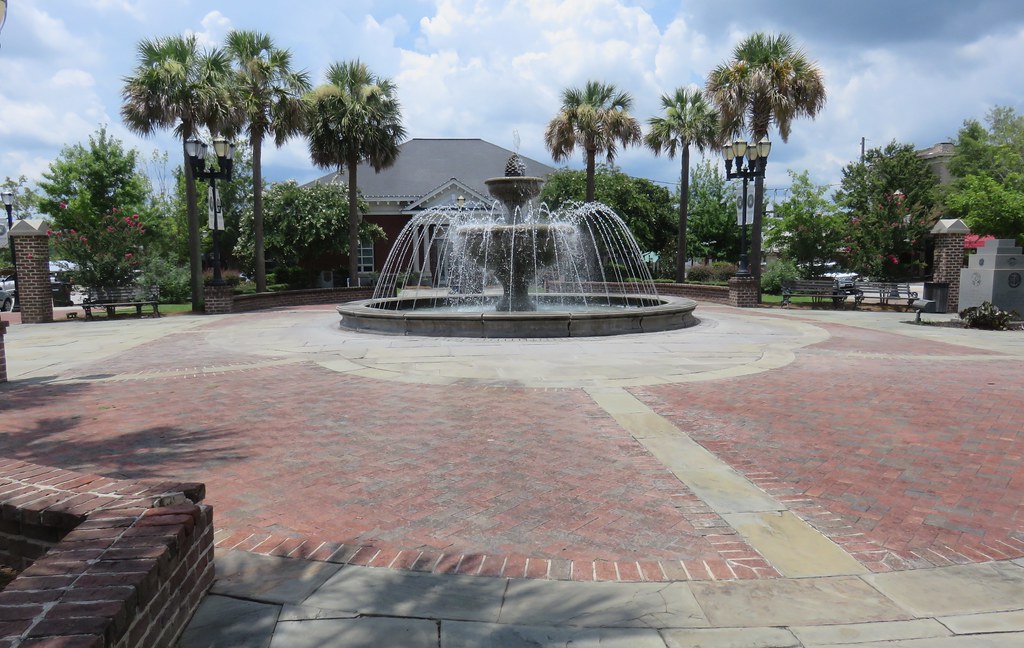 Old Emanuel County Courthouse Square (Swainsboro, Flickr