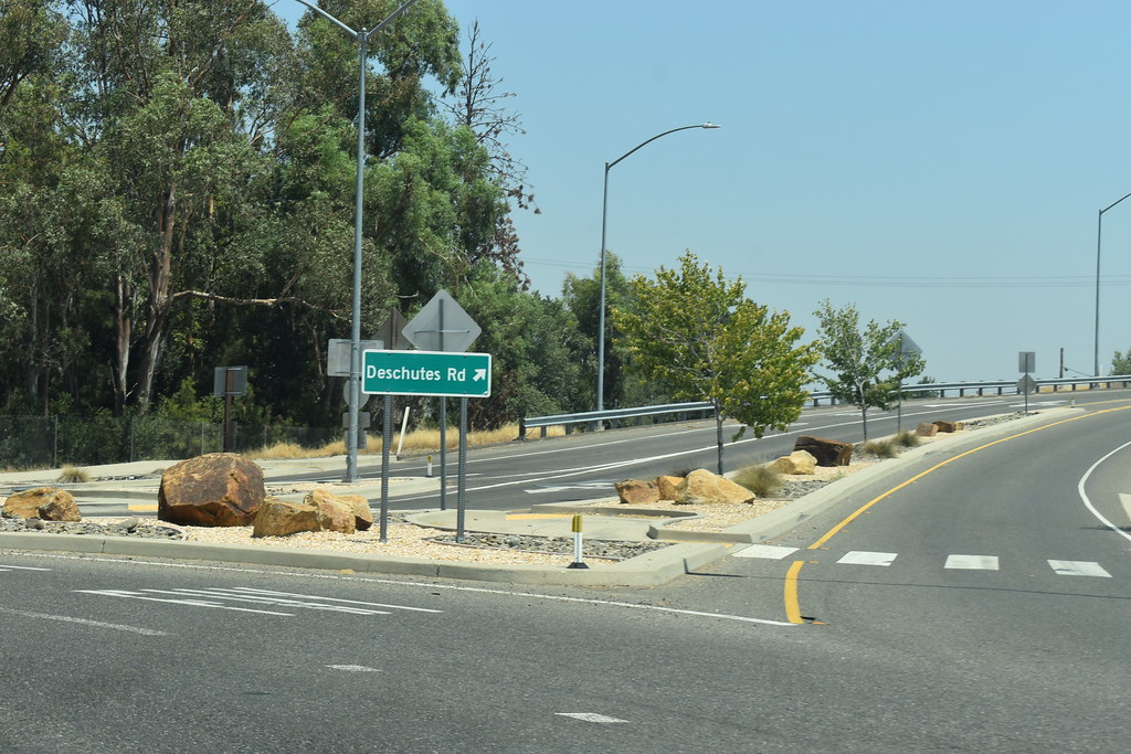 Anderson, CA Factory Outlets Dr/ Deschutes Rd Roundabout Flickr