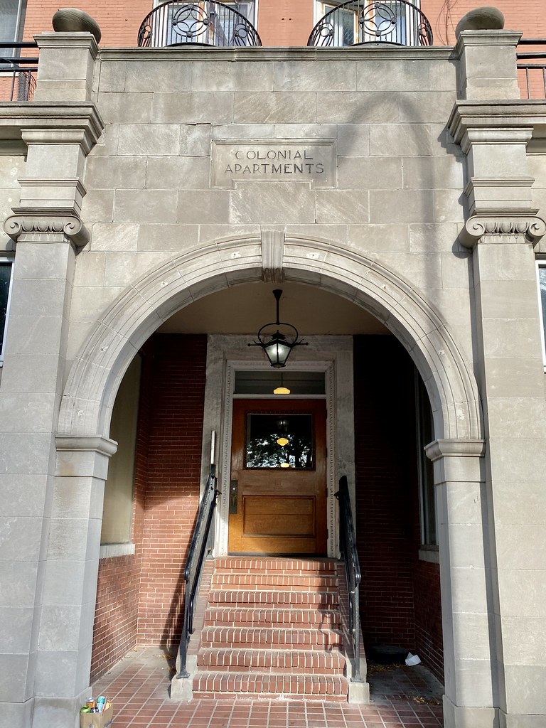 Colonial Apartments, Delaware Avenue, Allentown, Buffalo, … Flickr