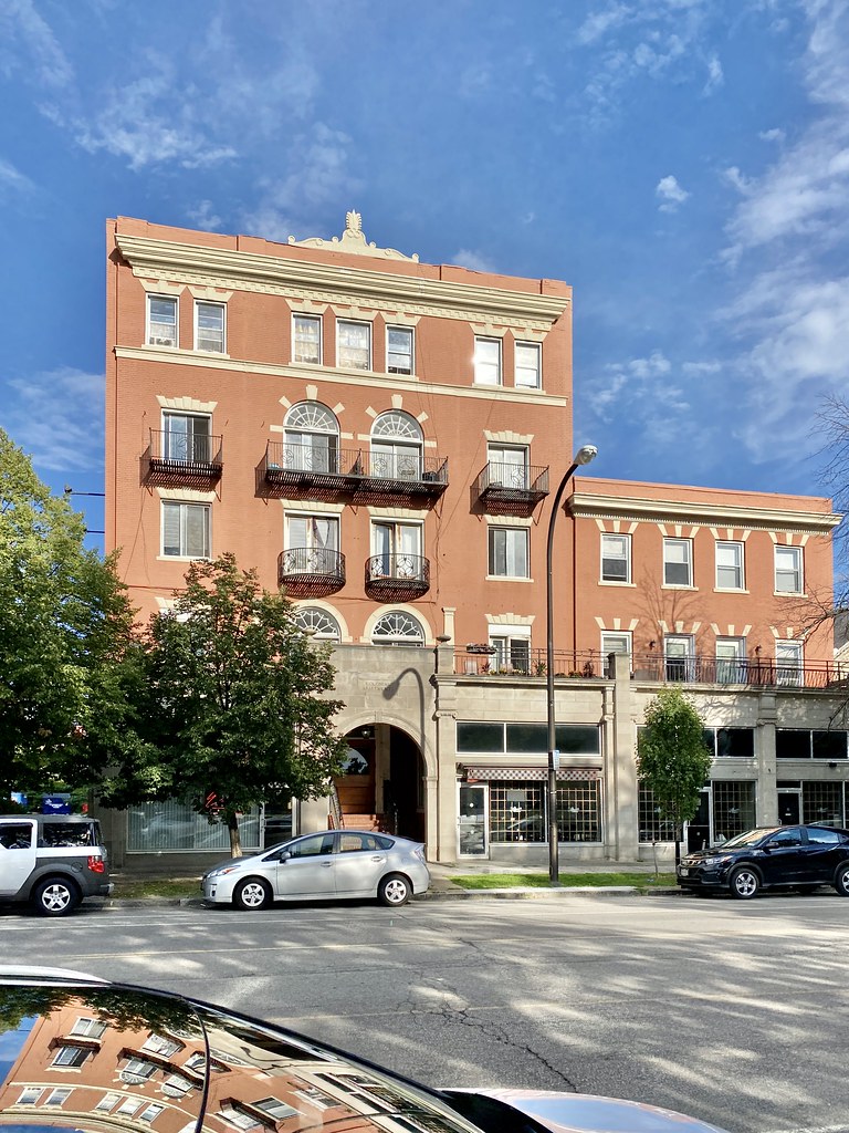 Colonial Apartments, Delaware Avenue, Allentown, Buffalo, … Flickr