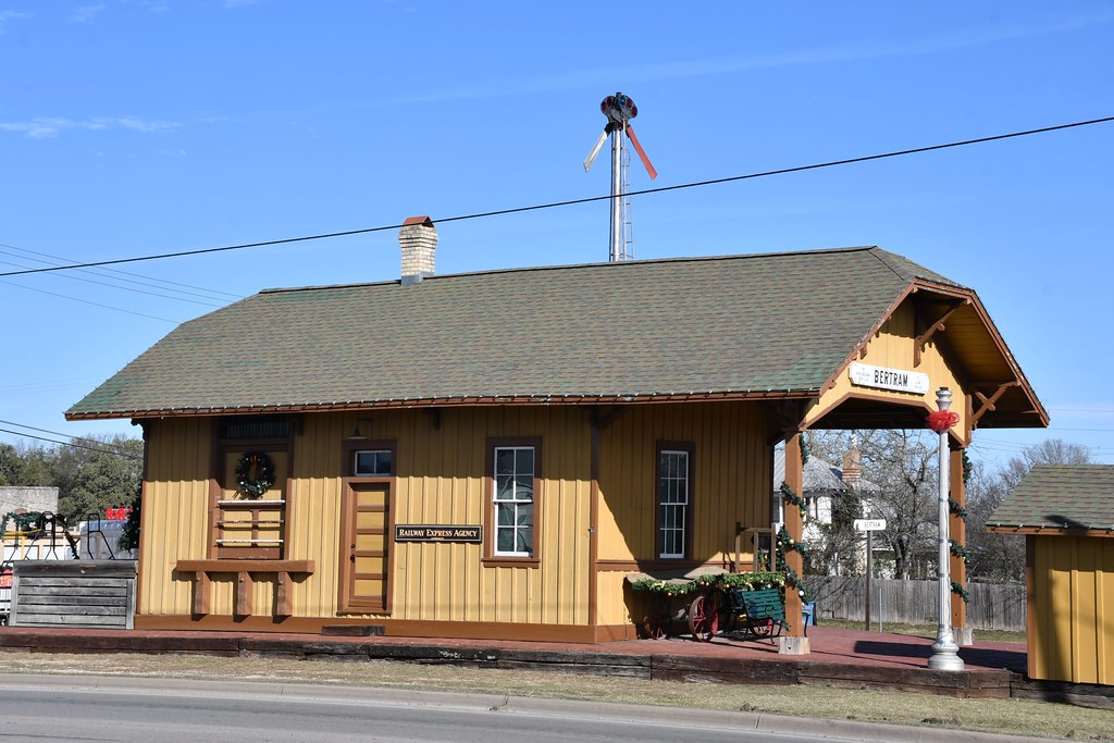 Relocated San Antonio & Aransas Pass Railway Depot (Bertra… Flickr