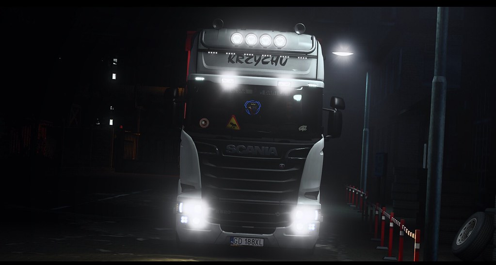Scania R520 V8 Krzychu T&S Night Bartek Flickr