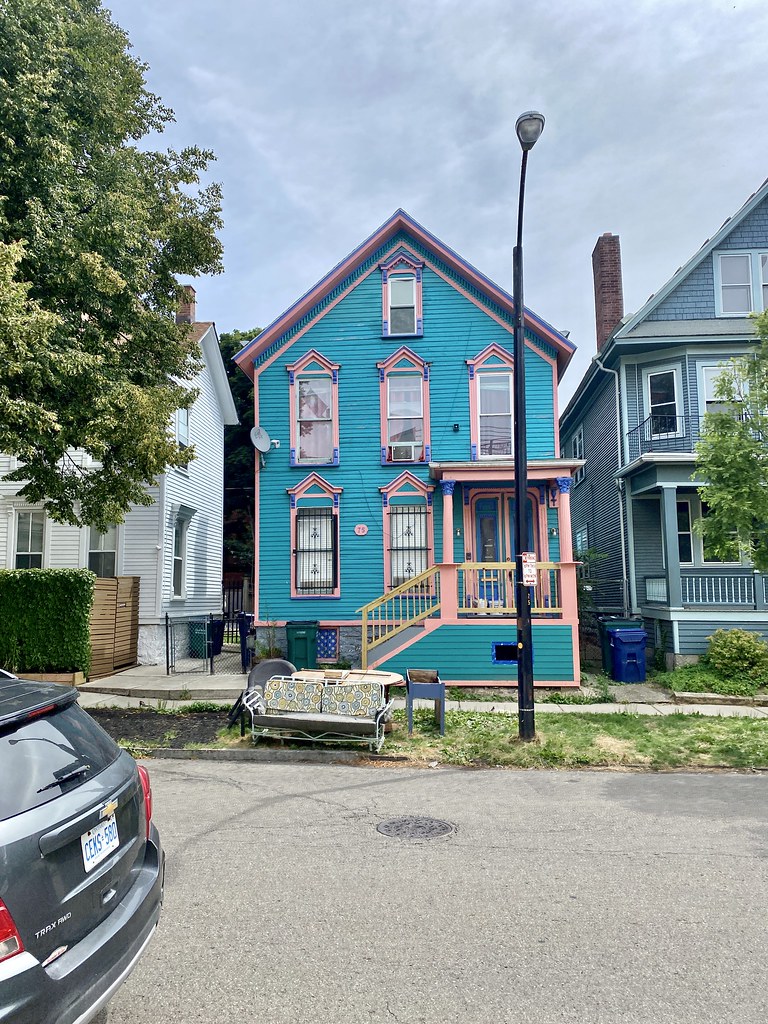 College Street, Allentown, Buffalo, NY Built in the 19th C… Flickr