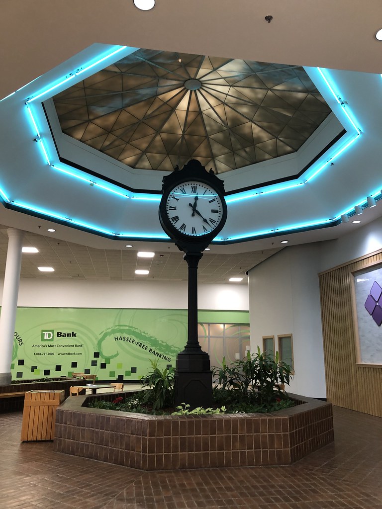 Auburn Mall Clock and Neon Austin Dodge Flickr