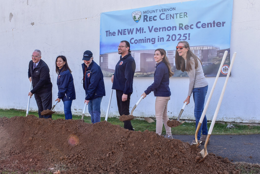 _DSC0196 Mt. Vernon Rec Center Groundbreaking Ceremony Forrester